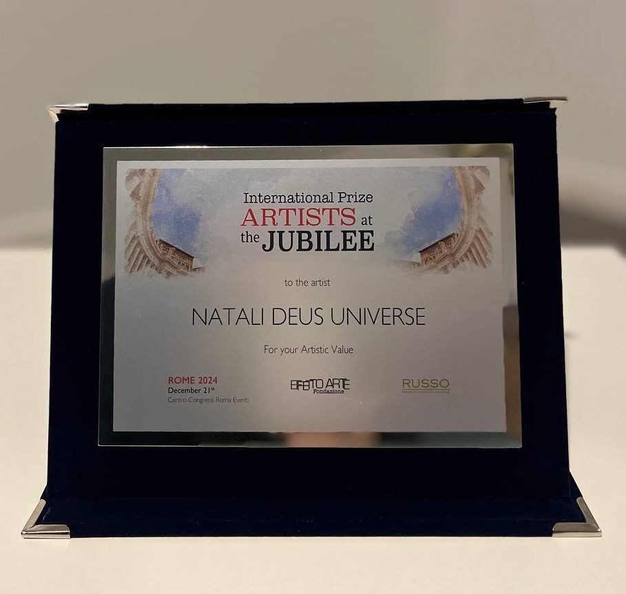Natali Deus Universe Wins Prestigious International Art Award